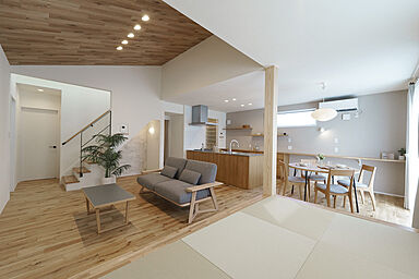 大きな森 株式会社永井工業 住宅事業部の施工事例「ワンフロアで完結する、平屋のような暮らし方。」の画像3