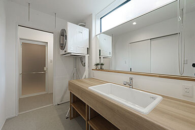 大きな森 株式会社永井工業 住宅事業部の施工事例「ワンフロアで完結する、平屋のような暮らし方。」の画像6