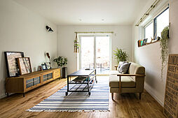 Nanoni|予算を超えず、 想像を超える。の施工事例「リビング」の画像