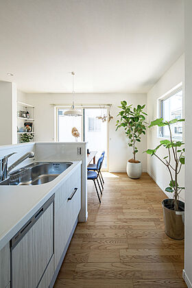 Nanoni|予算を超えず、 想像を超える。の施工事例「キッチン」の画像2