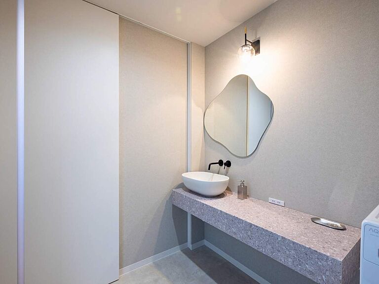 株式会社グランレブリーの公式画像_洗面3