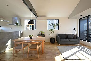 TAMASOGOの施工事例「木と風のZEH住宅~kitoKa~」の画像4