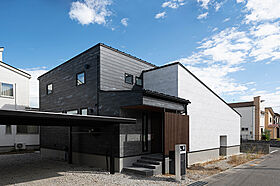 平屋生活の施工事例「次世代を見据えた「暖・涼・エコ」の超高性能住宅」のメイン画像