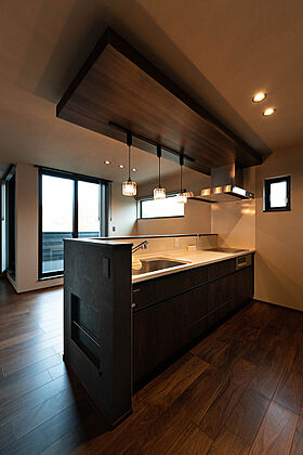 DETAIL BASE(ディテール・ベース)の施工事例「2Fリビング+インナーバルコニーで手軽にアウトドアを」の画像5