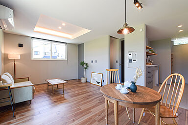 DETAIL BASE(ディテール・ベース)の施工事例「自然を眺望できるコンパクトハウス」の画像1