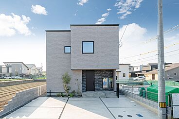 株式会社プラスワンの施工事例「明るさと心地よさをもたらす吹抜けのある家」の画像