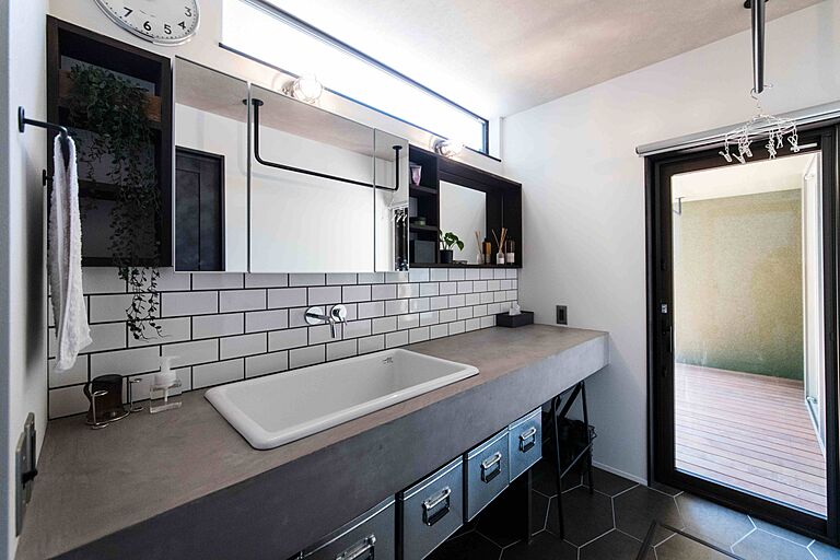 株式会社プラスワンの公式画像_洗面5