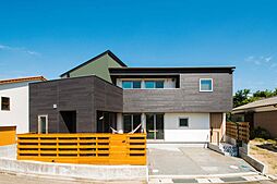 株式会社プラスワンの施工事例「暮らしを楽しむ遊び心がいっぱい!ウッドデッキやハンモックのある家」の画像