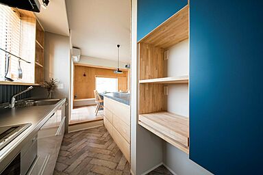 株式会社プラスワンの施工事例「自然と人が集まり、 楽しい会話が家中に響きあう家。」の画像2