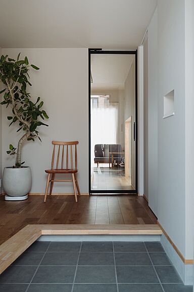 株式会社プラスワンの施工事例「家族が繋がるロフトや中庭のある平屋」の画像3