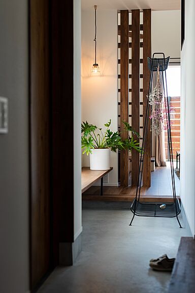 株式会社プラスワンの施工事例「回遊動線で家族が楽しくのびやかに暮らせる家」の画像2