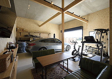 株式会社アイ工務店 三河支社 西三河支店の施工事例「愛知県 S様邸 まわりの景色と調和し、優しい木の温もりに包まれる家」の画像3