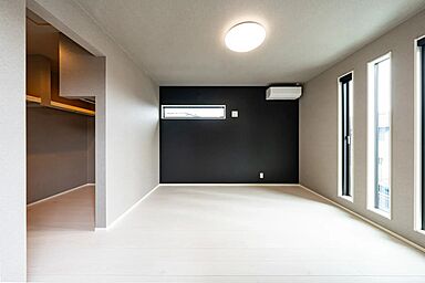 株式会社秀光ビルド 四日市店の施工事例「落ち着きと開放感が調和する、洗練された空間。」の画像8