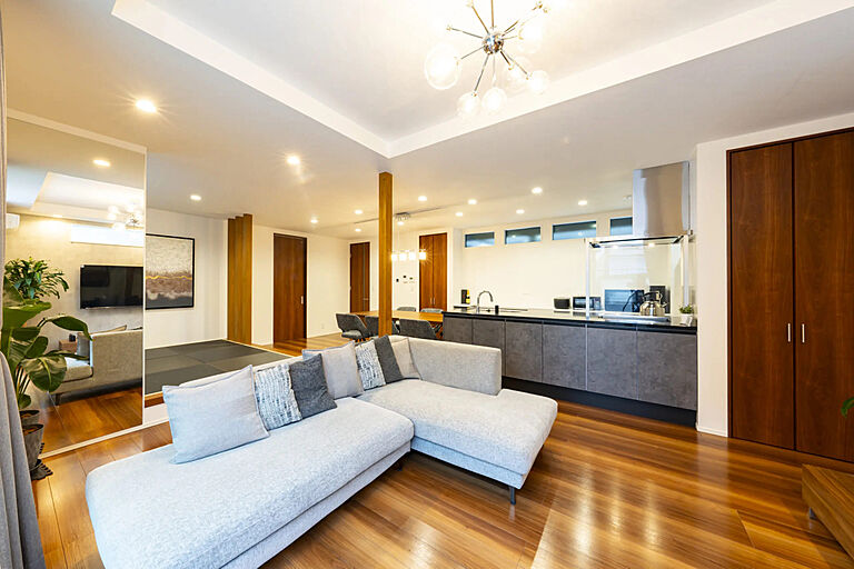 株式会社秀光ビルド 四日市店の公式画像_リビング4