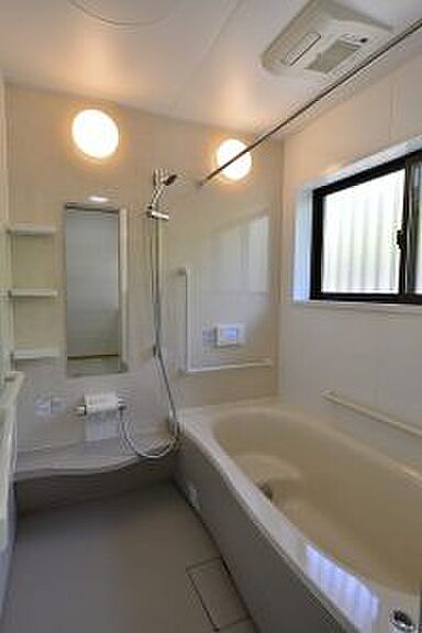 中村建設株式会社の施工事例「光にひらかれた和の住まい」の画像6