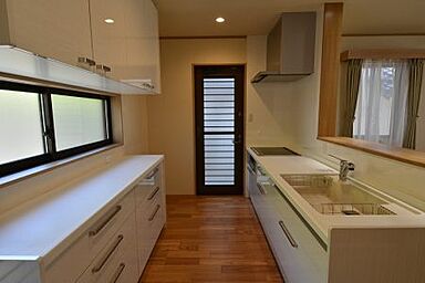 中村建設株式会社の施工事例「光にひらかれた和の住まい」の画像7