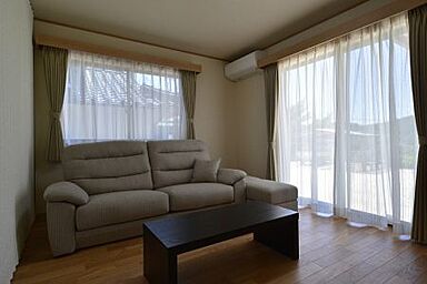 中村建設株式会社の施工事例「光にひらかれた和の住まい」の画像9