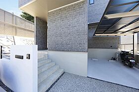 株式会社秀光ビルド 岐阜店の施工事例「グレーと大理石調がたまらなくかっこいい、高級感たっぷりのお家」の画像2