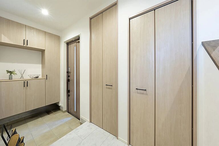 株式会社秀光ビルド 岐阜店の公式画像_玄関5