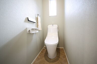 有限会社桃栗柿屋 ももくりの家の施工事例「コストカットの工夫を凝らした、自分たちらしく創り上げた2階建ての家」の画像6