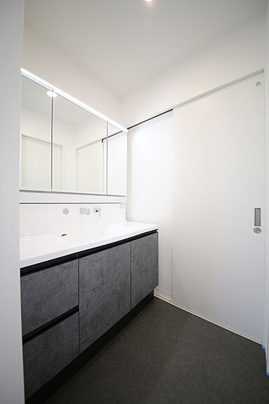 有限会社桃栗柿屋 ももくりの家の施工事例「暮らしやすさを追求した、コンパクトな平屋」の画像5