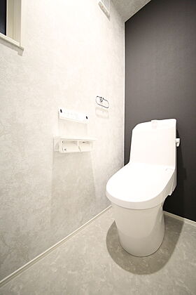 有限会社桃栗柿屋 ももくりの家の施工事例「落ち着いたモノトーンの色合いでまとめた、高級感溢れるホテルライクな住まい」の画像9