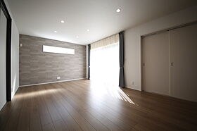 有限会社桃栗柿屋 ももくりの家の施工事例「シンプルで上質に暮らす、ゆとりある暮らしを叶える住まい」の画像3