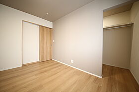 有限会社桃栗柿屋 ももくりの家の施工事例「家事も身支度もスムーズ。ゆとりある暮らしを叶えるシンプルな住まい」の画像8