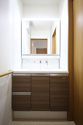 有限会社桃栗柿屋 ももくりの家の施工事例「家族みんなが安心に安全に暮らせる、バリアフリーの住まい」の画像6