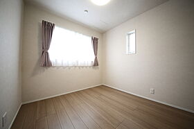 有限会社桃栗柿屋 ももくりの家の施工事例「和の趣を演出。畳のぬくもりを感じるダウンフロアの住まい」の画像6