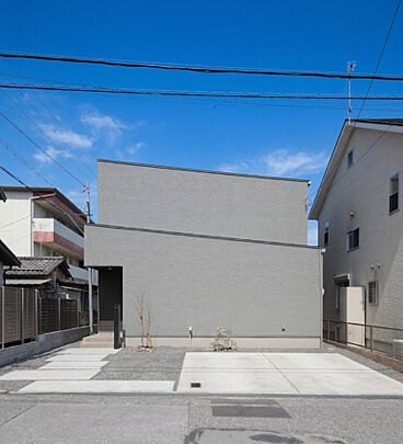 有限会社桃栗柿屋 ももくりの家の施工事例「最高等級の安心と快適。断熱等級6×耐震等級3を実現、デザイン性に富む長期優良住宅」の画像