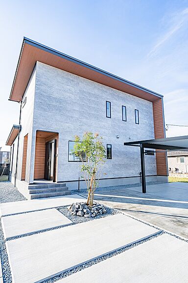 株式会社タナベ住建の施工事例「静かに主張する、存在感。」の画像