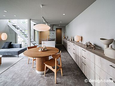 有限会社染矢建設の施工事例「中庭と車寄せのガレージハウス」の画像1