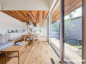 有限会社染矢建設の施工事例「中庭のあるヒュッゲな暮らし」の画像2