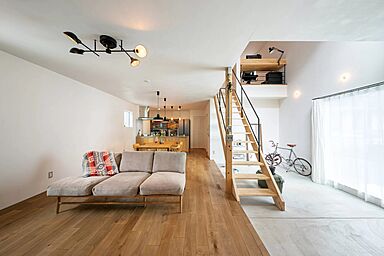 有限会社染矢建設の施工事例「自転車、アウトドア、愛犬。すべてが暮らしにある、自然素材セミオーダー住宅」の画像4