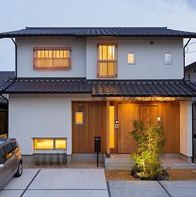 株式会社イチマルホーム 岡山店の施工事例「【1500~1999万円台/36.5坪】京都の町家風な和モダンスタイルの家」の画像1