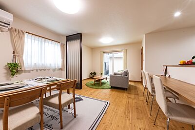 北欧スタイルのリビング 株式会社マルケンホームの事例画像