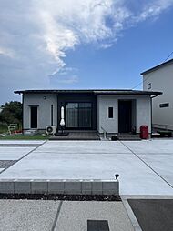 株式会社マルケンホームの施工事例「上質なデザインと暮らしやすさを叶えた27坪の平屋」の画像