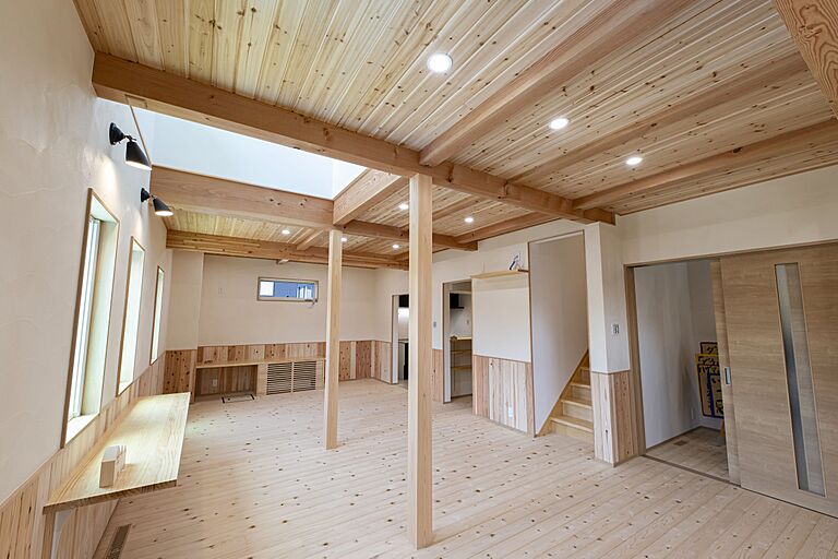 株式会社ハザマ住建の公式画像_リビング4