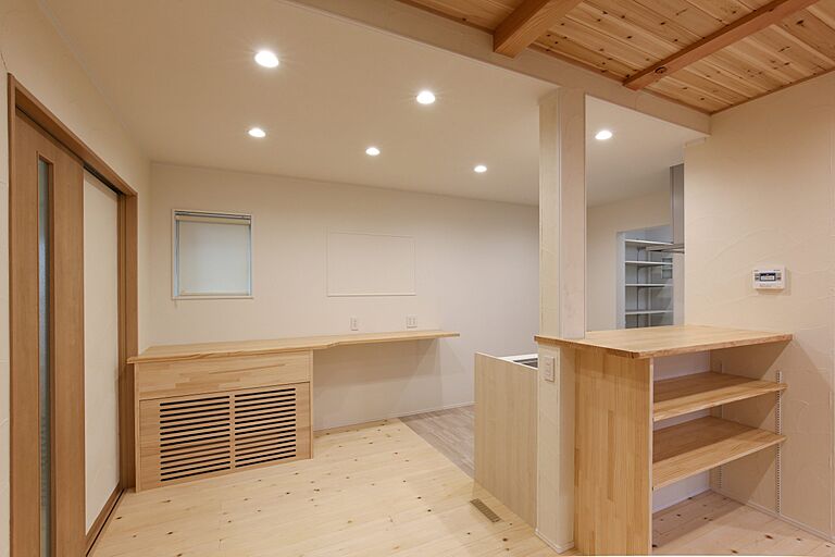 株式会社ハザマ住建の公式画像_キッチン3