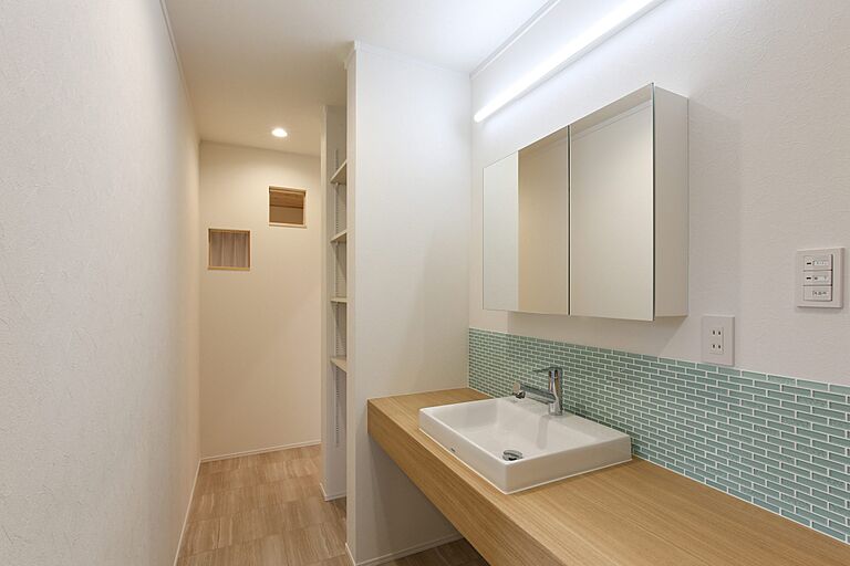 株式会社ハザマ住建の公式画像_洗面5