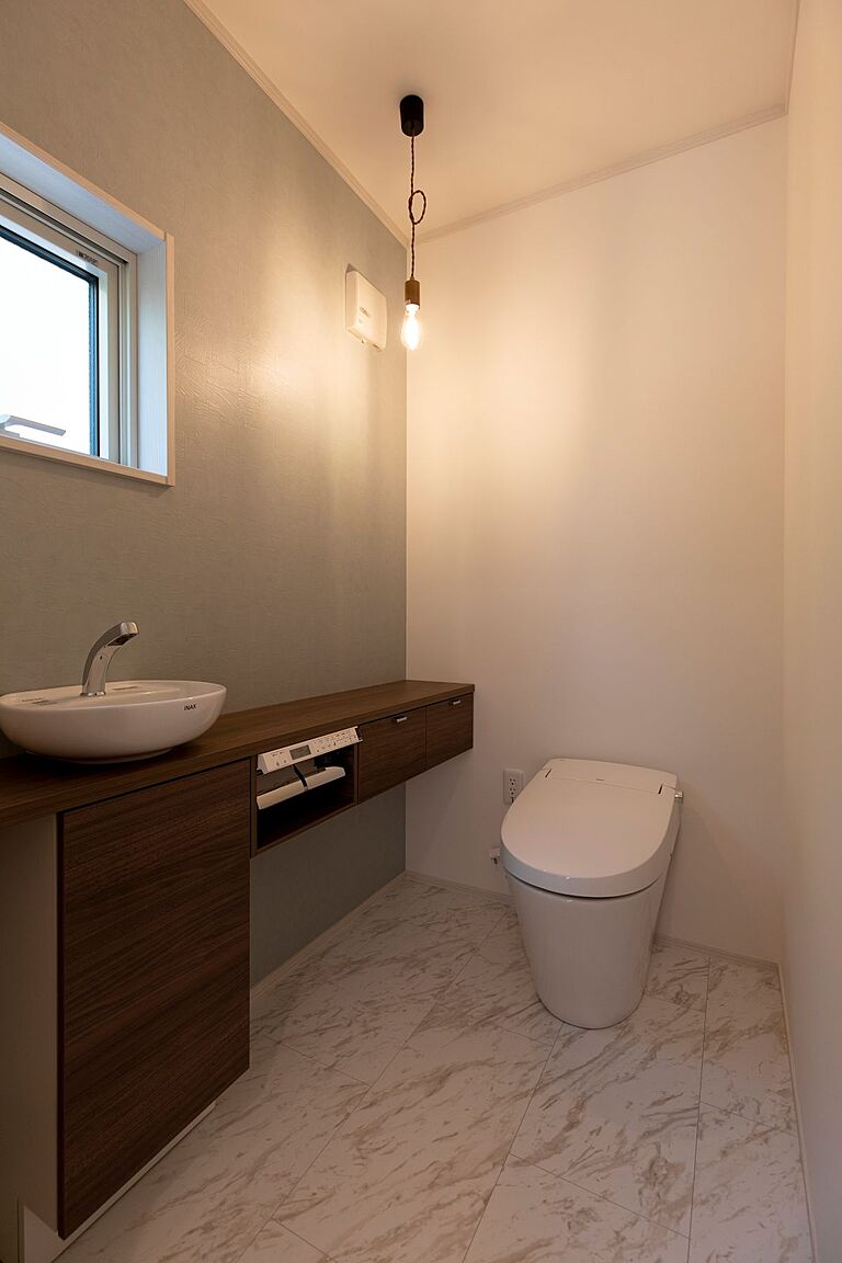 株式会社ハザマ住建の公式画像_トイレ11