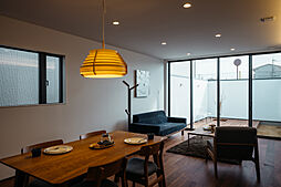 両備ホームズ株式会社の施工事例「風と光を感じる、プライベートテラスのある住まい」の画像