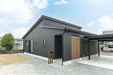 株式会社あいホーム 本店の施工事例「ご夫婦のセンスとこだわりがつまったオシャレな平屋の家」の画像