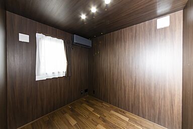 株式会社あいホーム 本店の施工事例「こだわりの書斎があるシンプルな家」の画像5