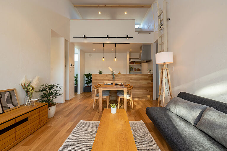 株式会社イースマイル 奈良本店の公式画像_リビング2