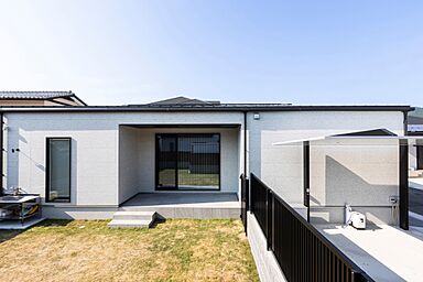 WITHDOM Ibaraki株式会社の施工事例「【28坪×平屋】わんちゃんと暮らすワンフロアの住まい」の画像2