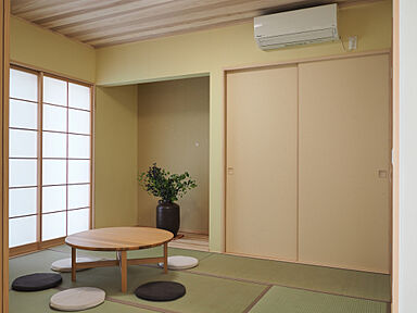 株式会社オーゴシ建設の施工事例「【半平屋/1階完結の間取り/吹き抜け】」の画像3