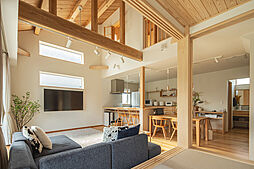 株式会社棟匠の施工事例「ヒトもペットも快適に暮らす こだわりの1.5 階建て」の画像