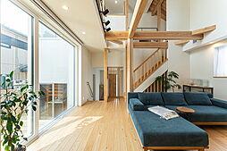 株式会社棟匠の施工事例「暮らしも趣味も楽しむガレージのある家」の画像